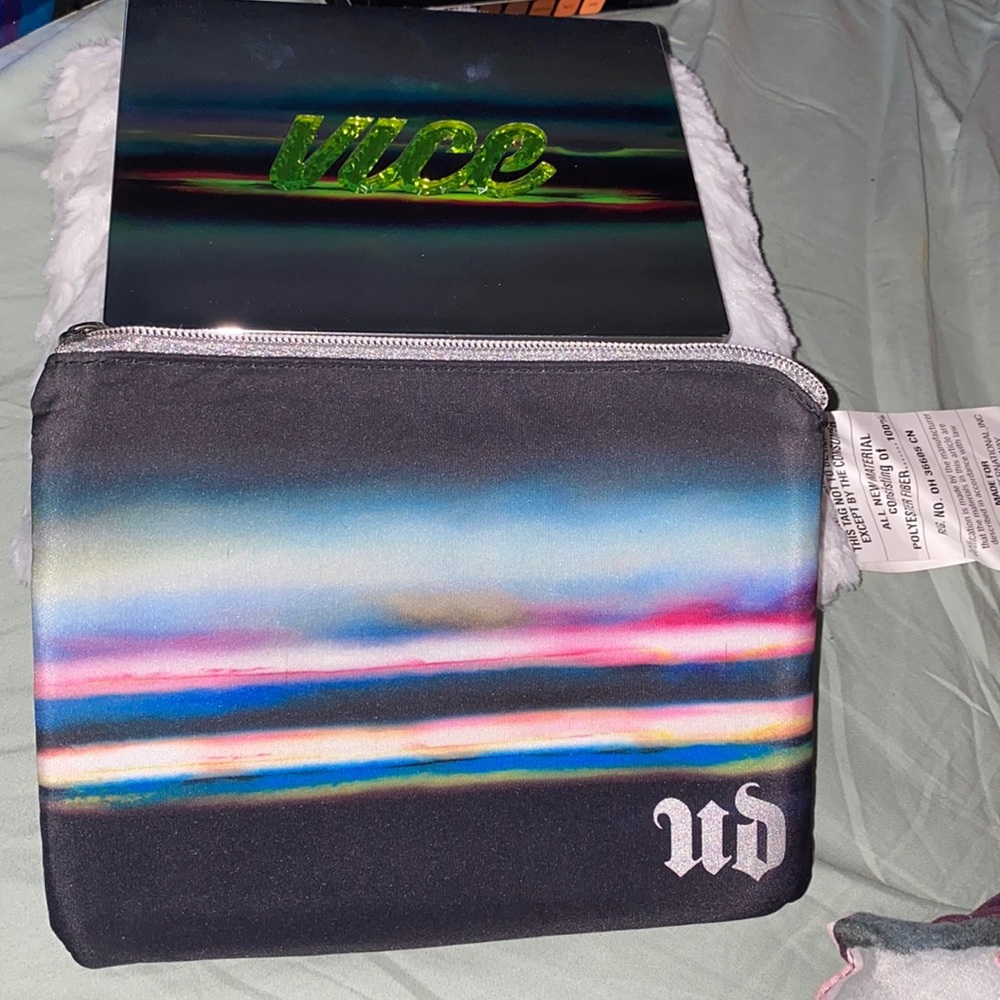 Urban Decay Vice eyeshadow palette